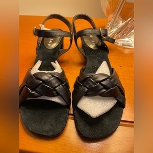 Black David Tate “Brooke” sandel